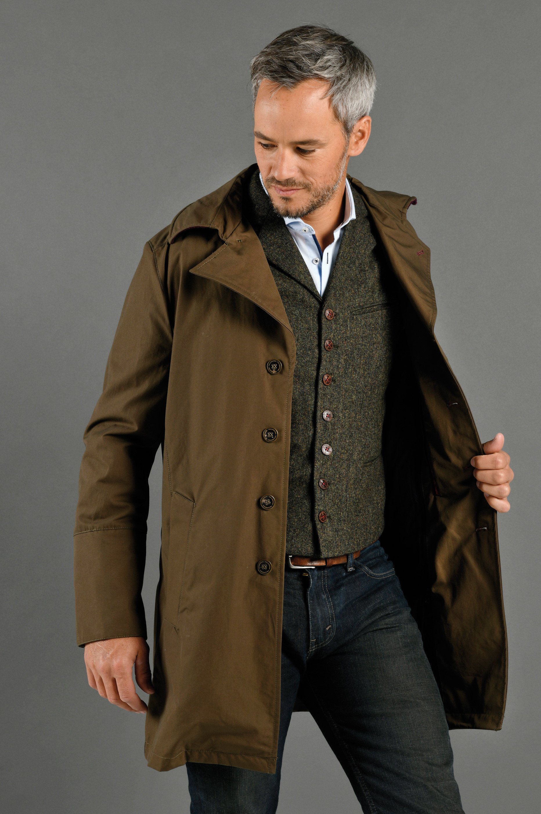 trench coat marron