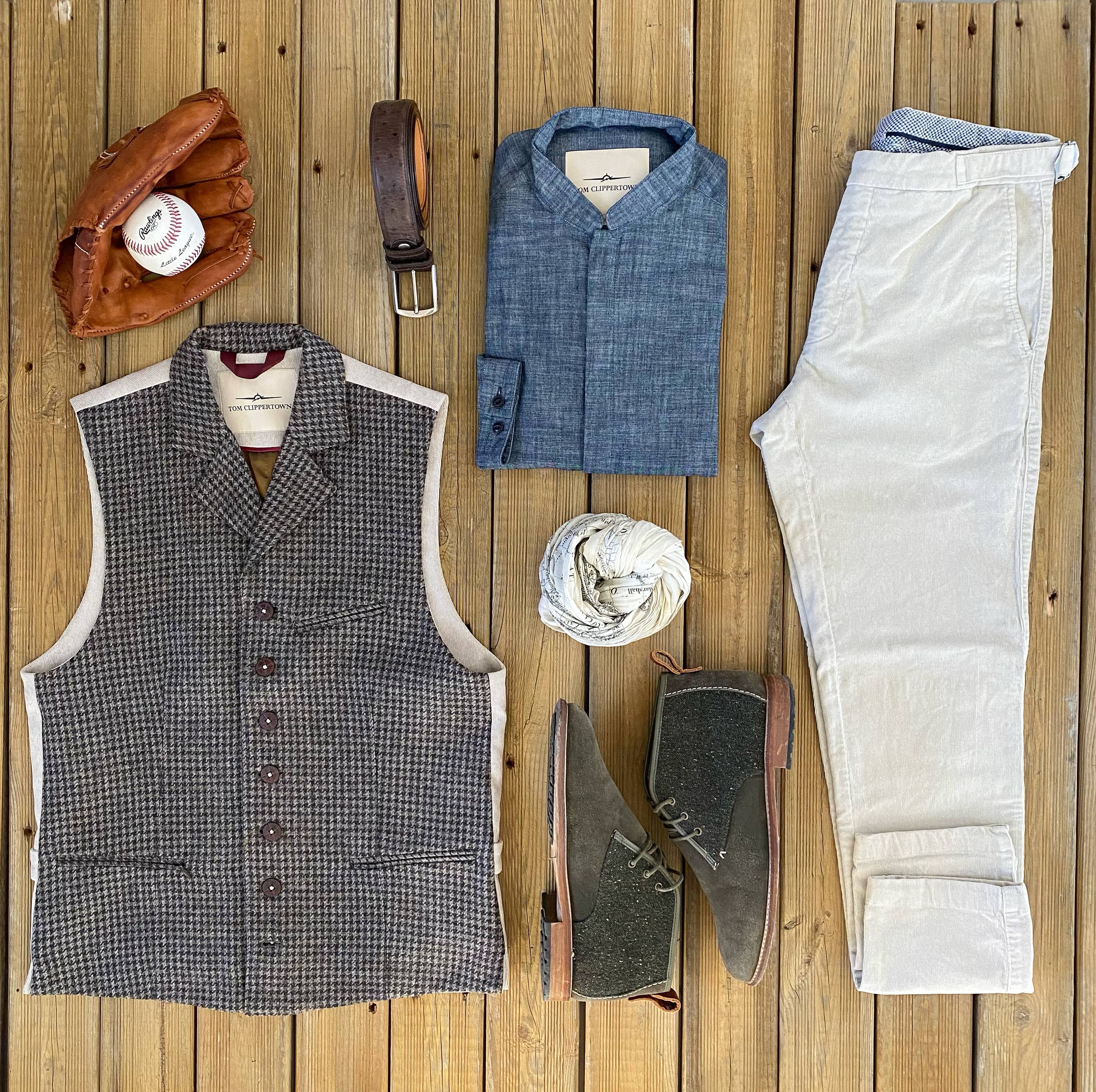 Pantalon beige et gilet pied de coq